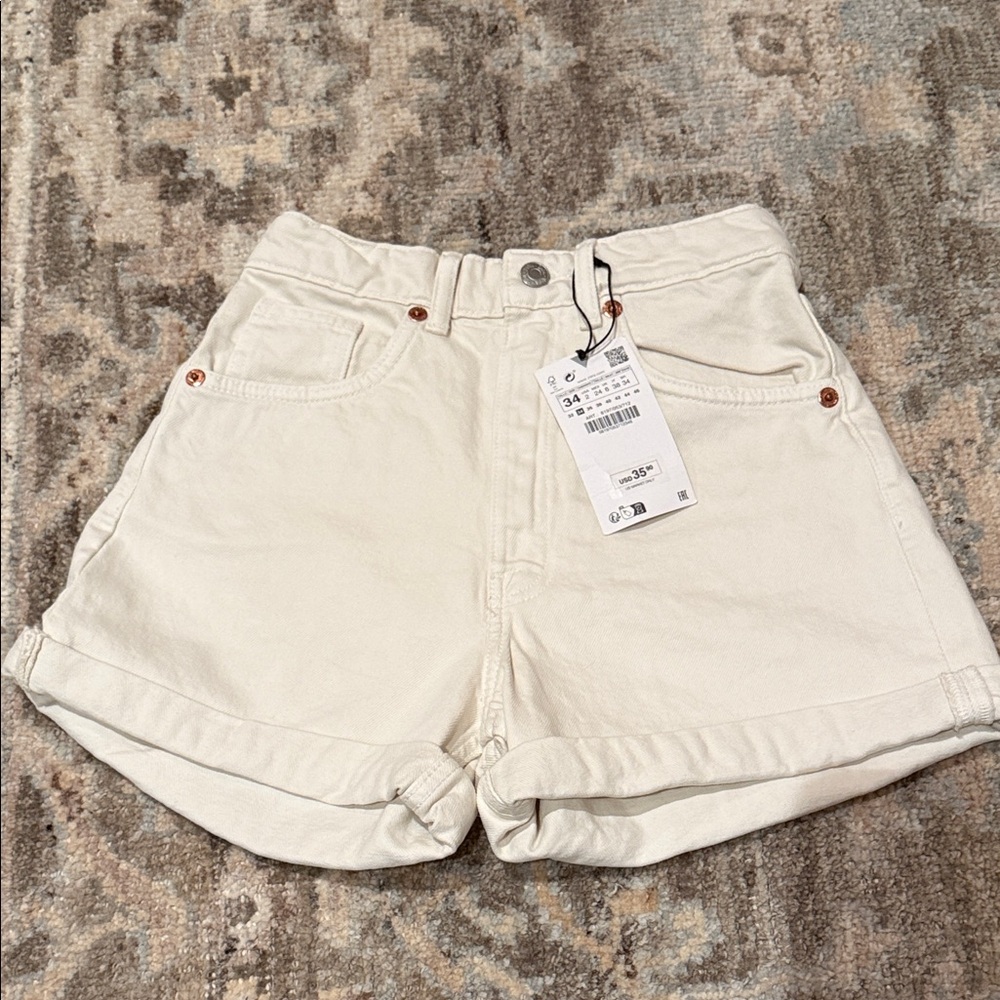Zara denim shorts size 2
